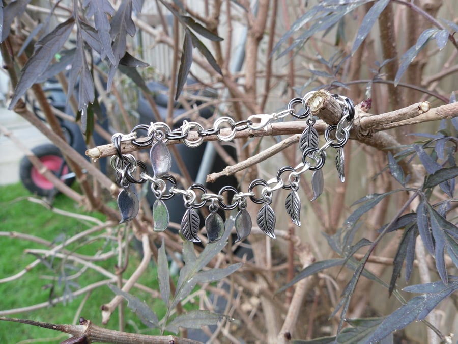 Black & Silver Leaf Bracelet 