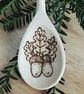 Three pyrography acorn & oak leaf wooden spoons - Image 8