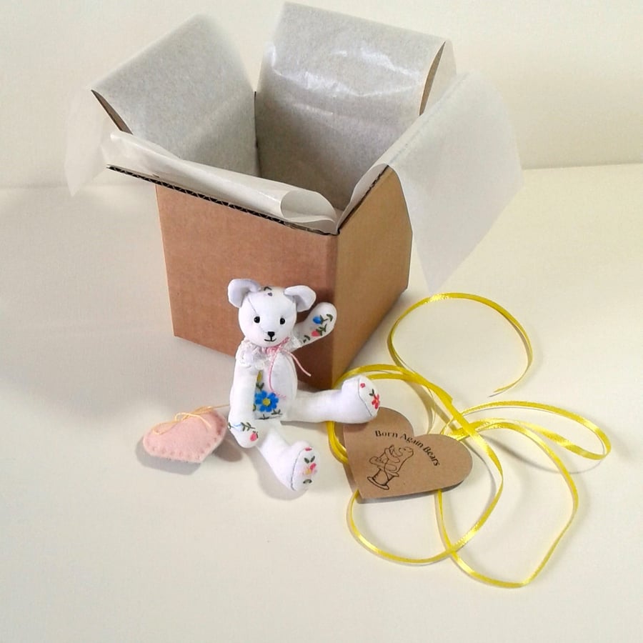 Small bear with a big heart, 5 inch gift boxed collectable hand sewn teddy bear