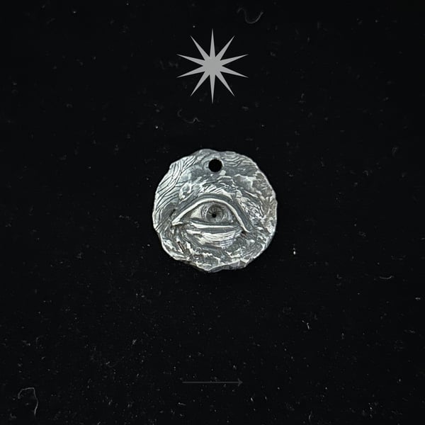 Silver eye medallion charm (no chain)