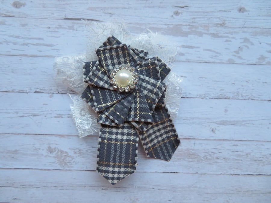 Ivory & Grey Wardle Tartan Lace Shabby Chic Brooch