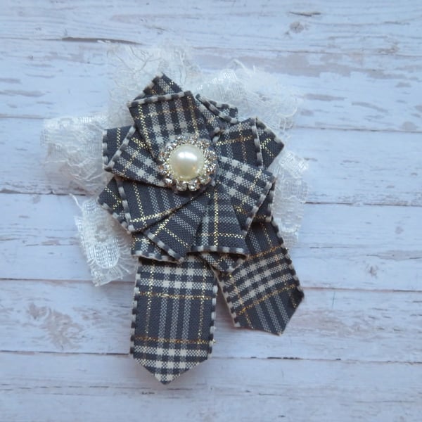 Ivory & Grey Wardle Tartan Lace Shabby Chic Brooch