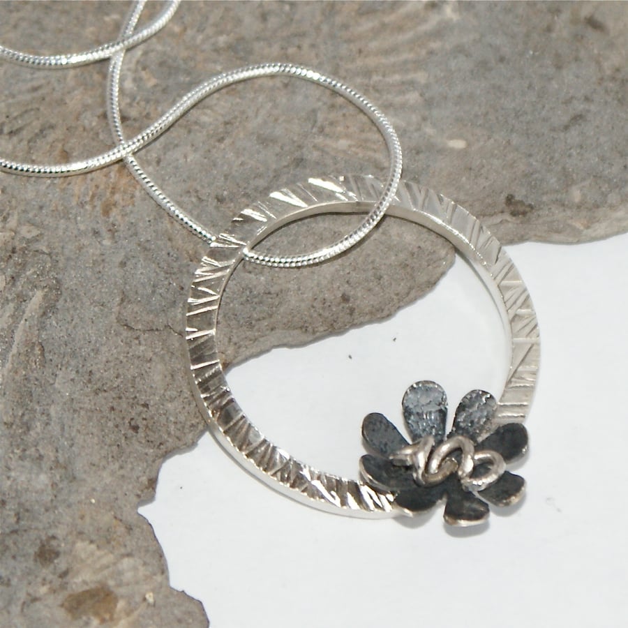 Sale 30% off - Winter flower necklace