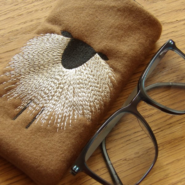 Padded glasses pouch with sheep embroidery made with wool fabric 