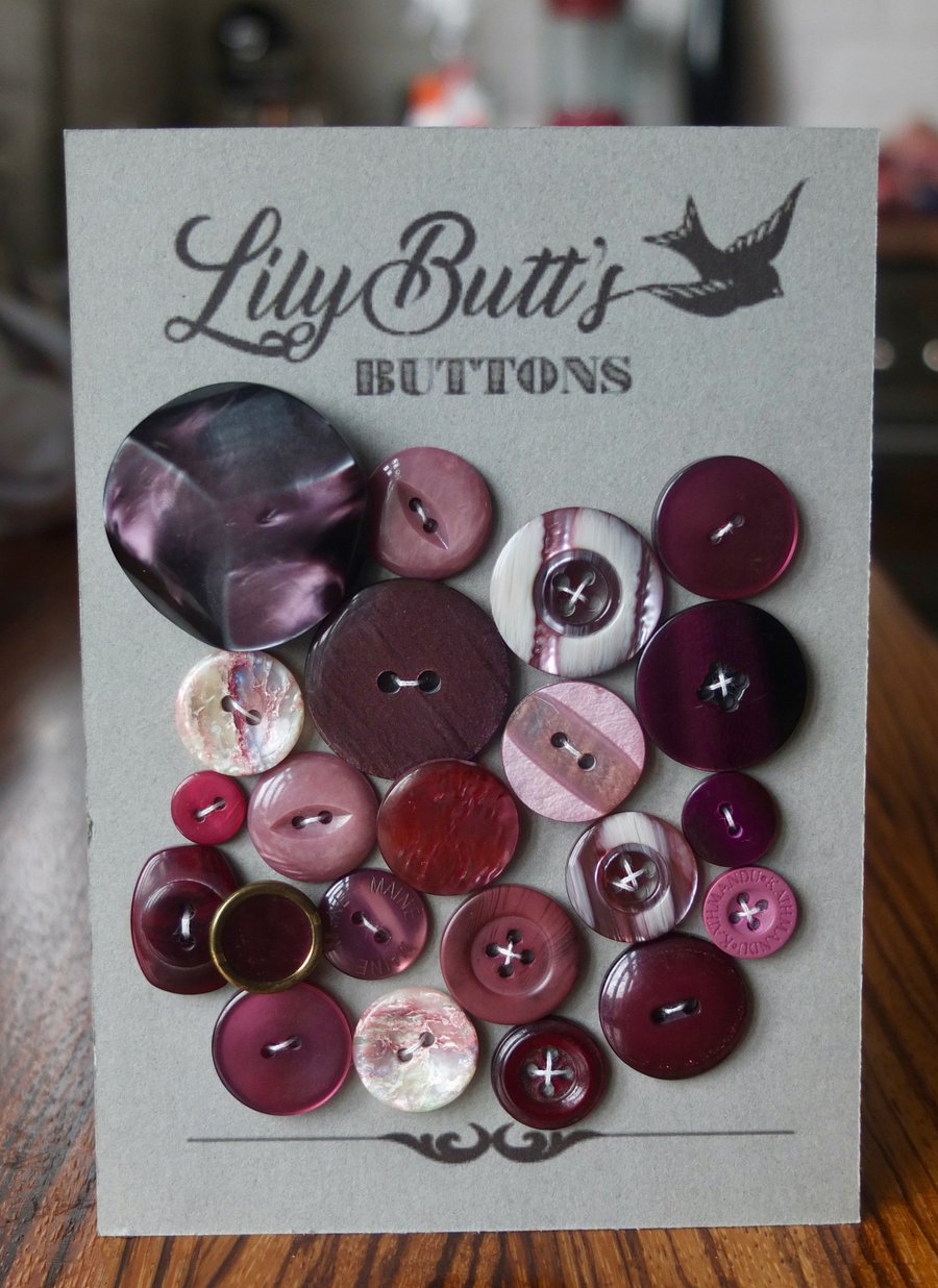 22 Vintage Plum Mixed Buttons