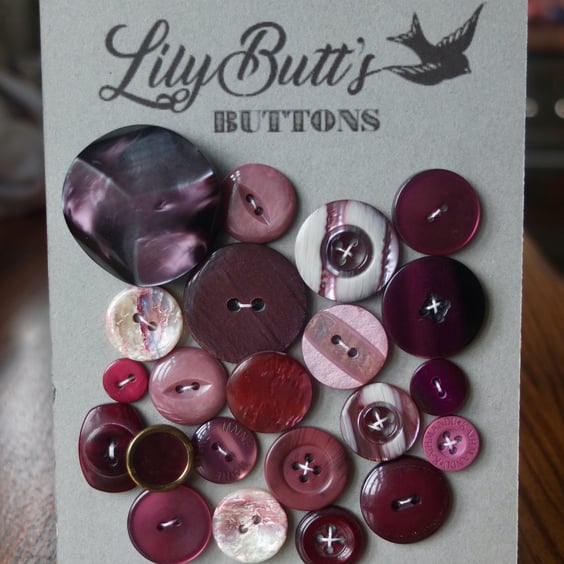 22 Vintage Plum Mixed Buttons