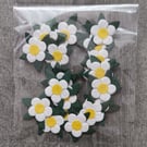 Pack of 20 Small White Mulberry Paper Daisy Heads.