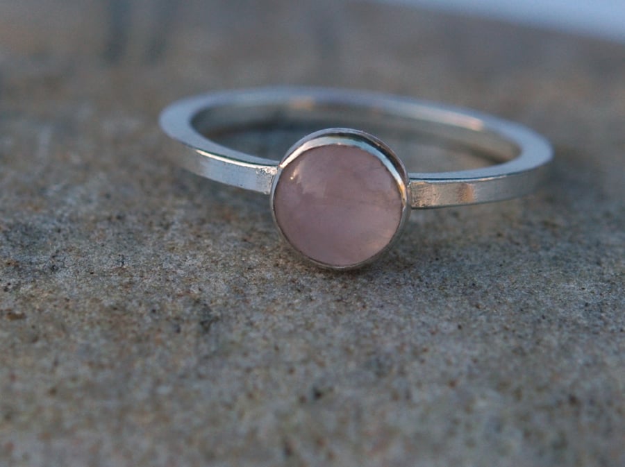 Small Sterling Silver Ring with Rose Quartz Gemstone, R95