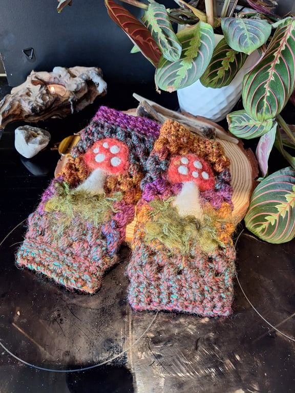 Crochet Handwarmers with felted mushrooms