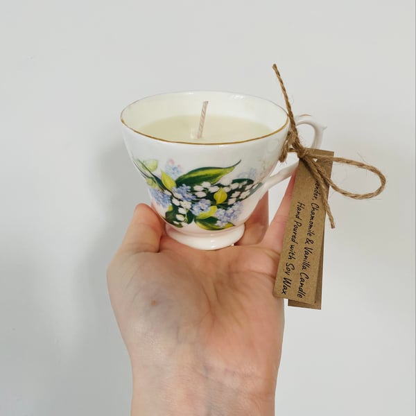 Lavender Fields Tea Cup Candle