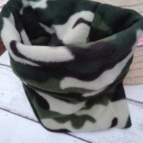 Small Dog Snood Camouflage Fleece 