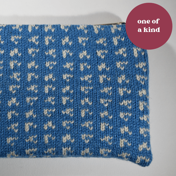 Glider Grid purse, large, natural undyed white on lunar blue Shetland wool