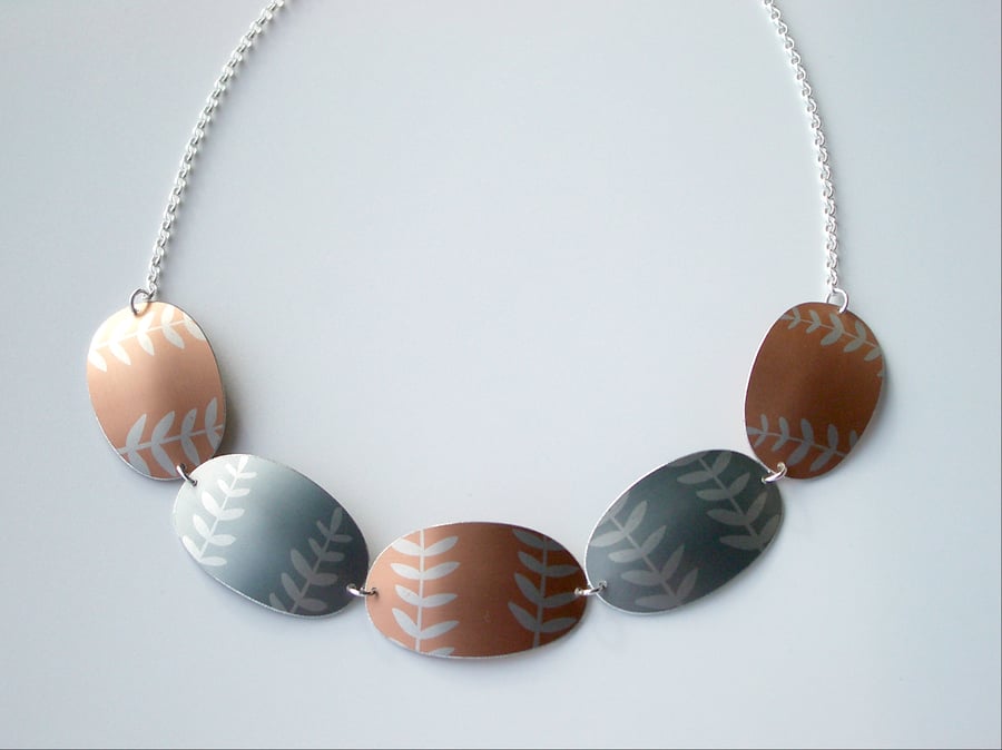 Leaf necklace in peach and grey