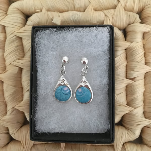 Handcrafted Pretty Teardrop Earrings