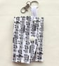 Musical pouch keyring - Image 1