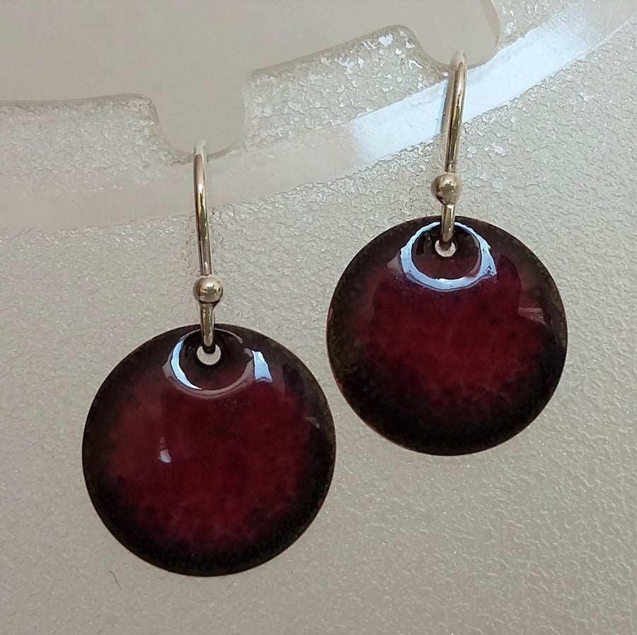 Round dark cherry pink enamelled copper earrings 051
