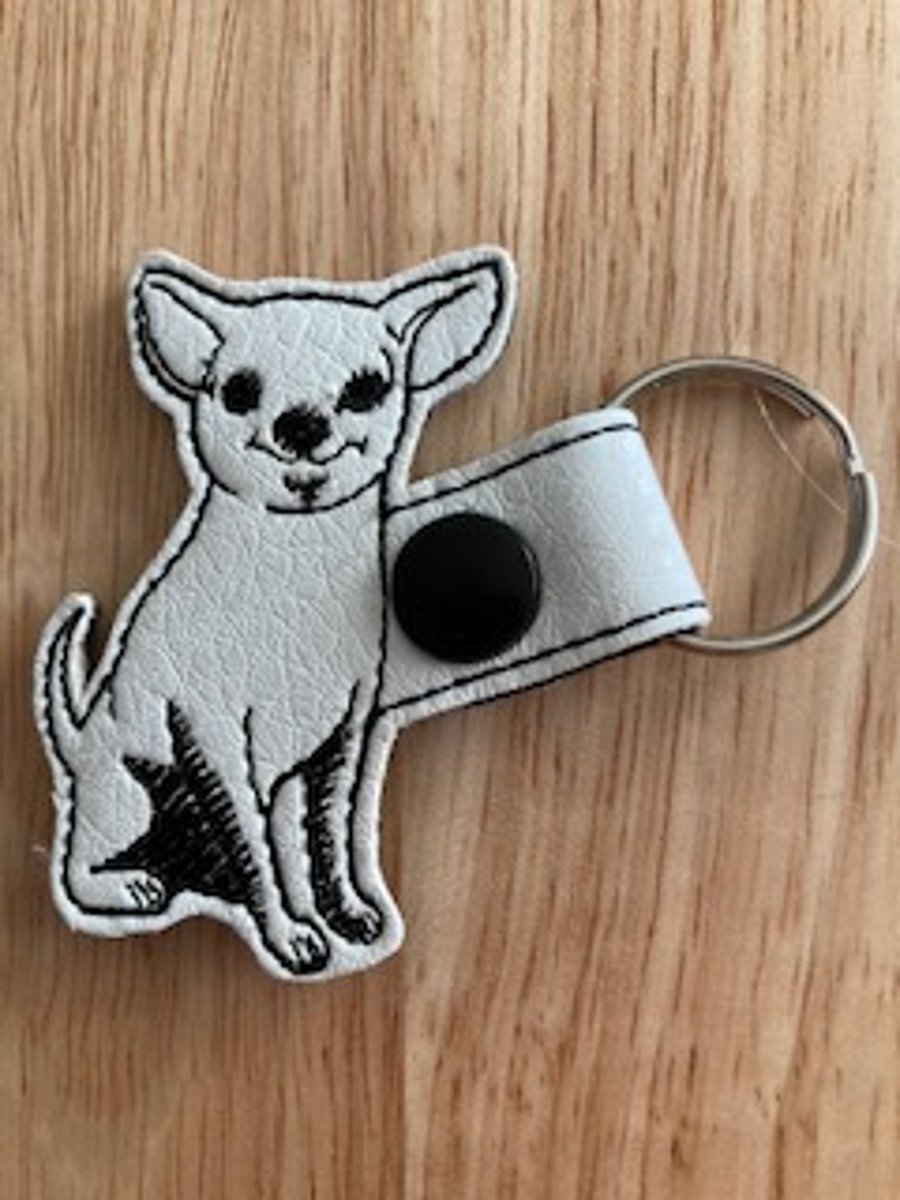 984  Chihuahua keyring