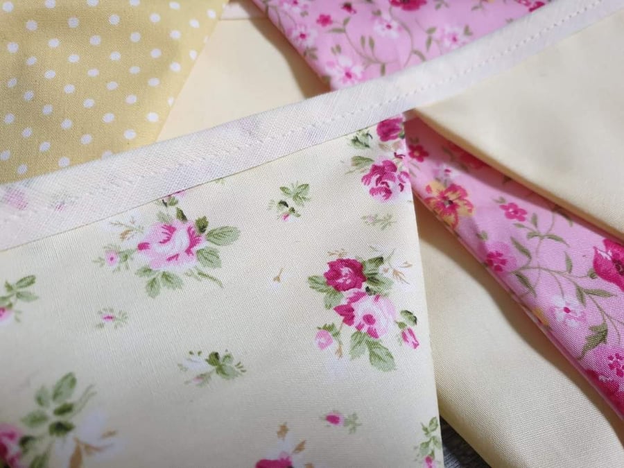 Mothers Day Pretty Mix Bunting. 