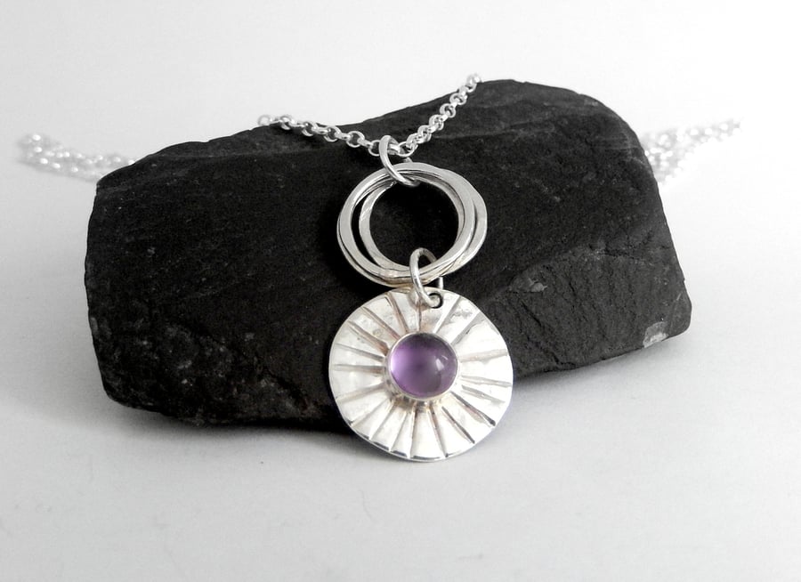 Amethyst set pendant 