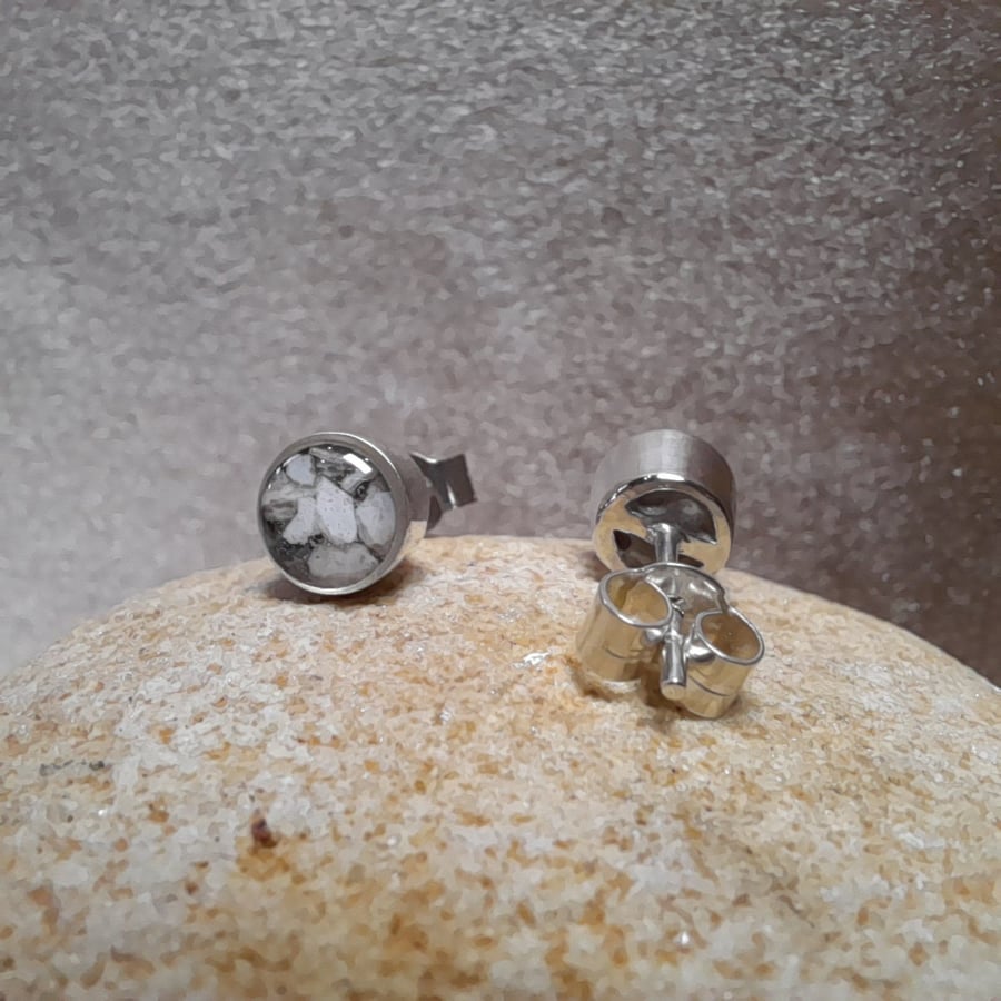 Sterling Silver keepsake stud earrings with ashes, hair, or fur set in resin.