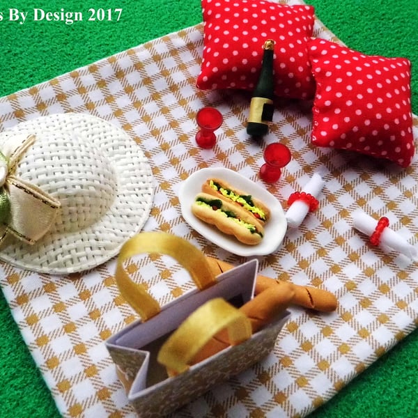 1:12 Scale Picnic Set Scene