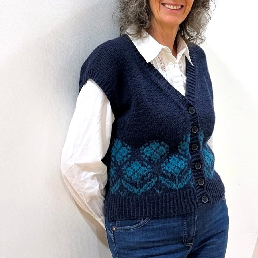 Blomheim Waistcoat Stranded knit knitting pattern 