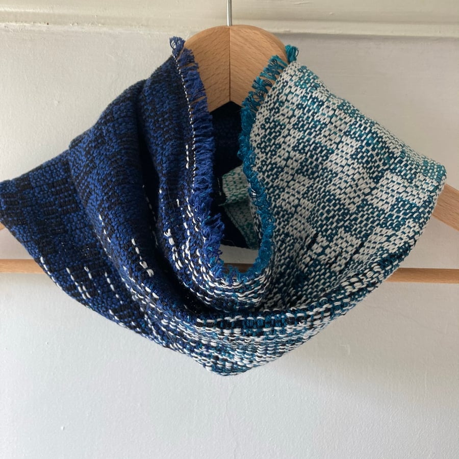 Ebb Tide Cotton Handwoven Cowl
