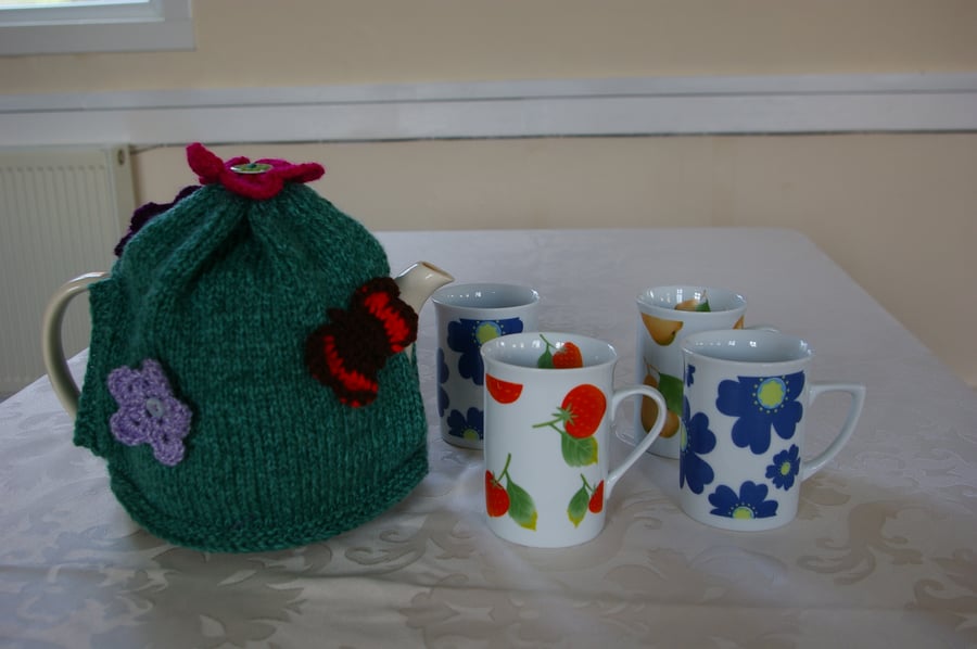Teapot Cosy Large green with flowers