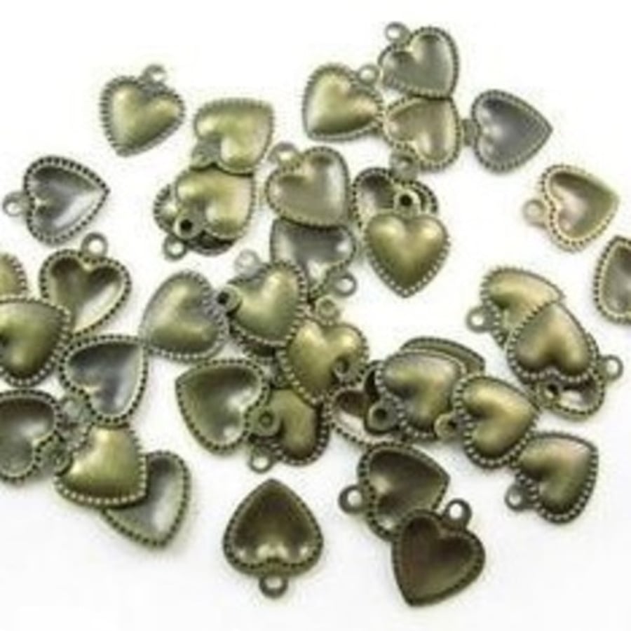 antique bronze hearts - charms  - 5pcs