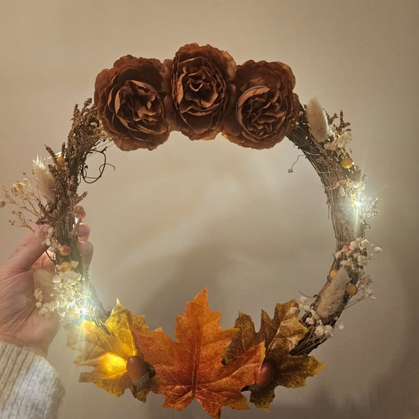 Light up Autumn Wreath 