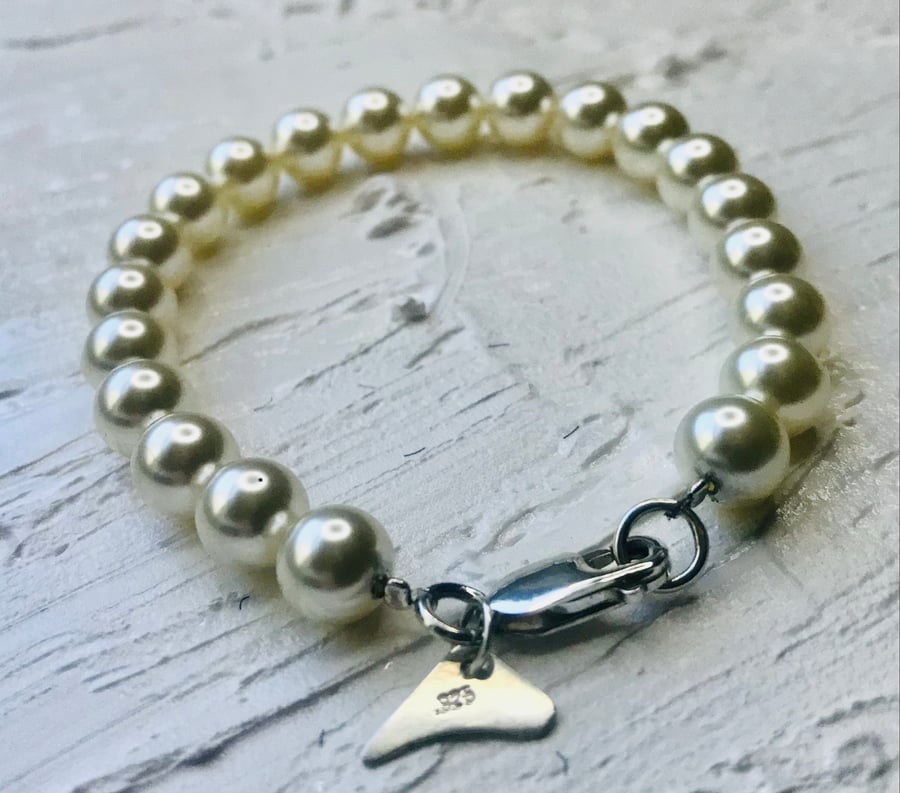 Austrian pearl bracelet 