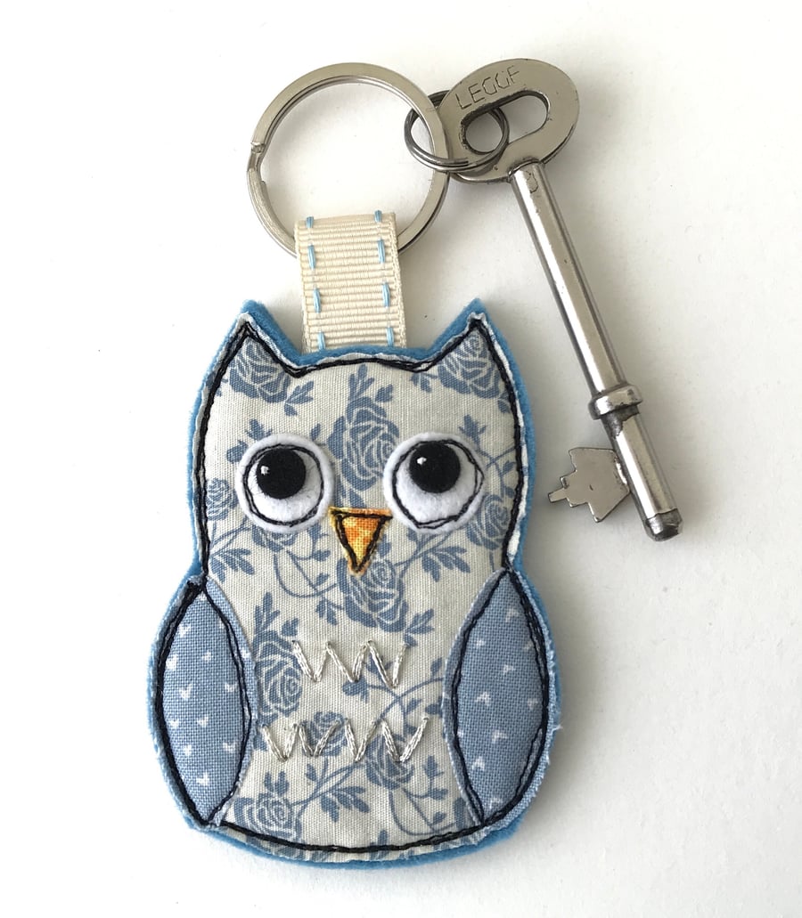 Owl Keyring - blue