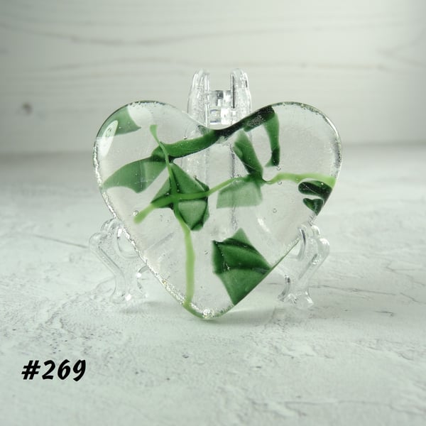 Green heart fused glass pocket hug with stand 5x4.5cm (269)