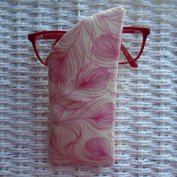 Pink Feathers Glasses Case Lined & Padded 