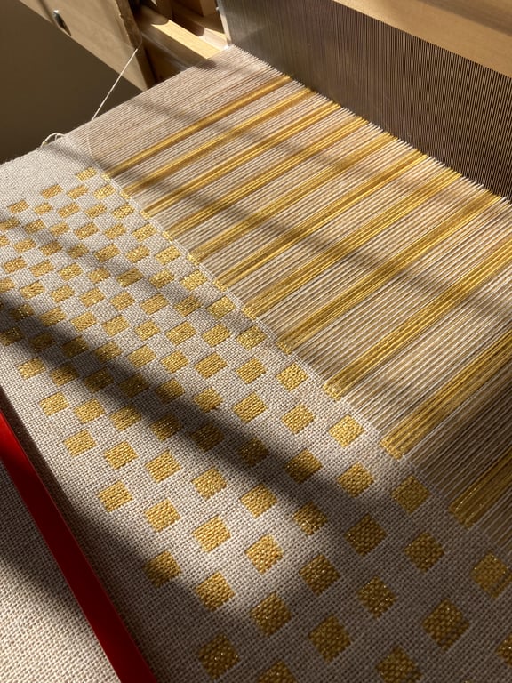 Unbreakable Kyiv Handwoven Doubleweave  Lambswool Blanket
