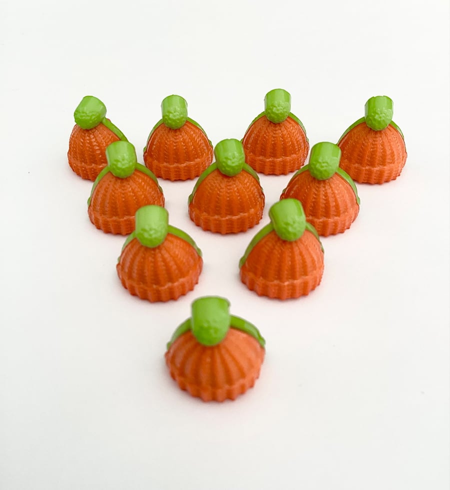Orange Bobble hat novelty buttons 15mm