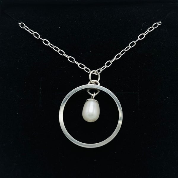 Rice Pearl Hoop Pendant on 18" Trace Chain 