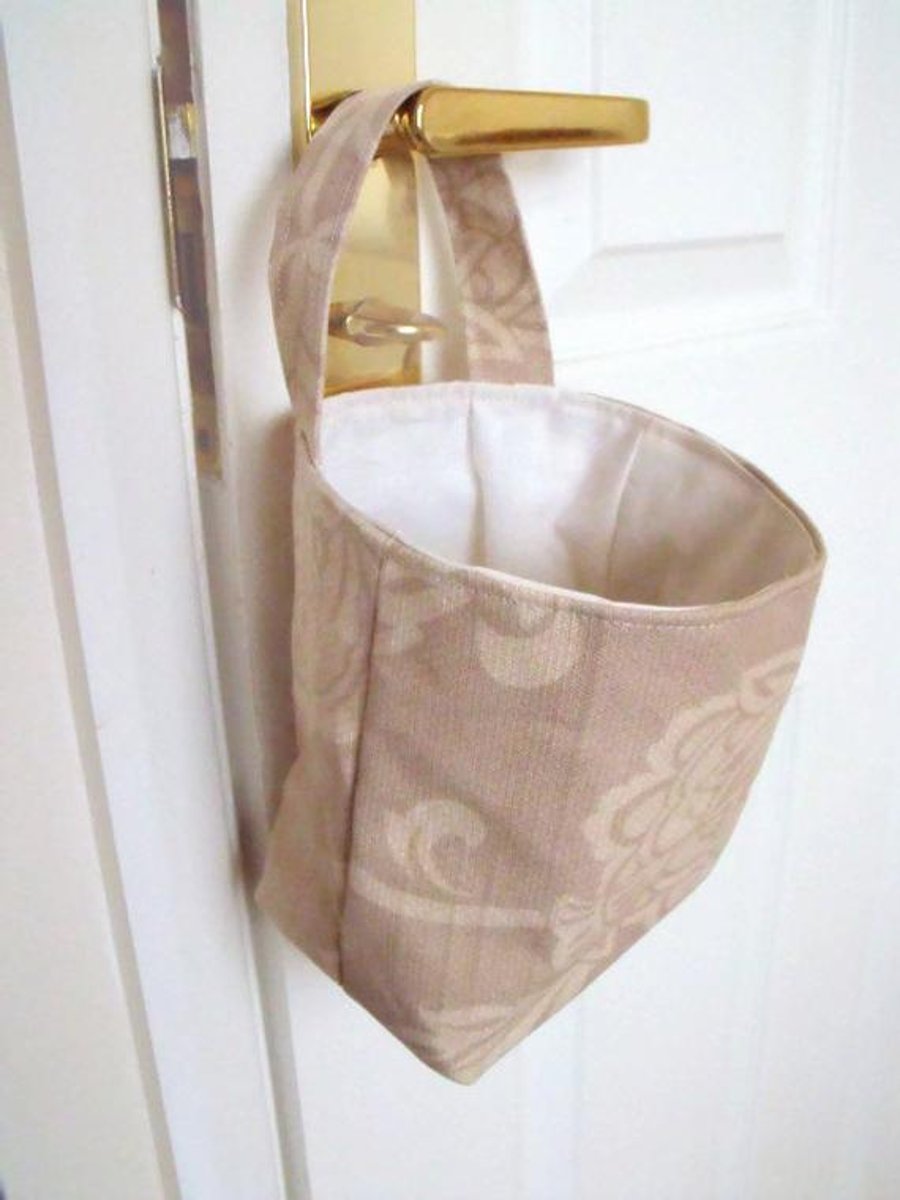 door handle storage bag or gear stick bag, beige floral fabric