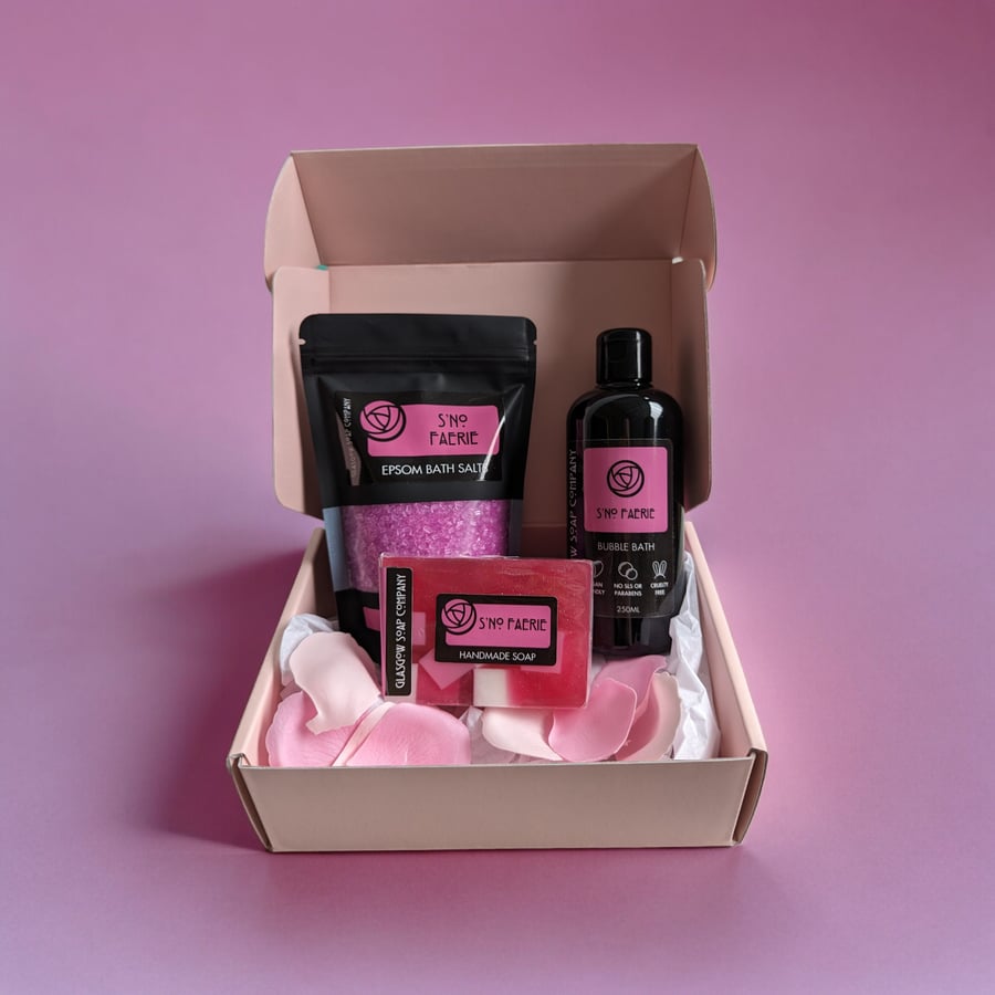 S'No Faerie Scottish Gift Set - Valentine Bath Gift Set - Pamper Pack - Self Car