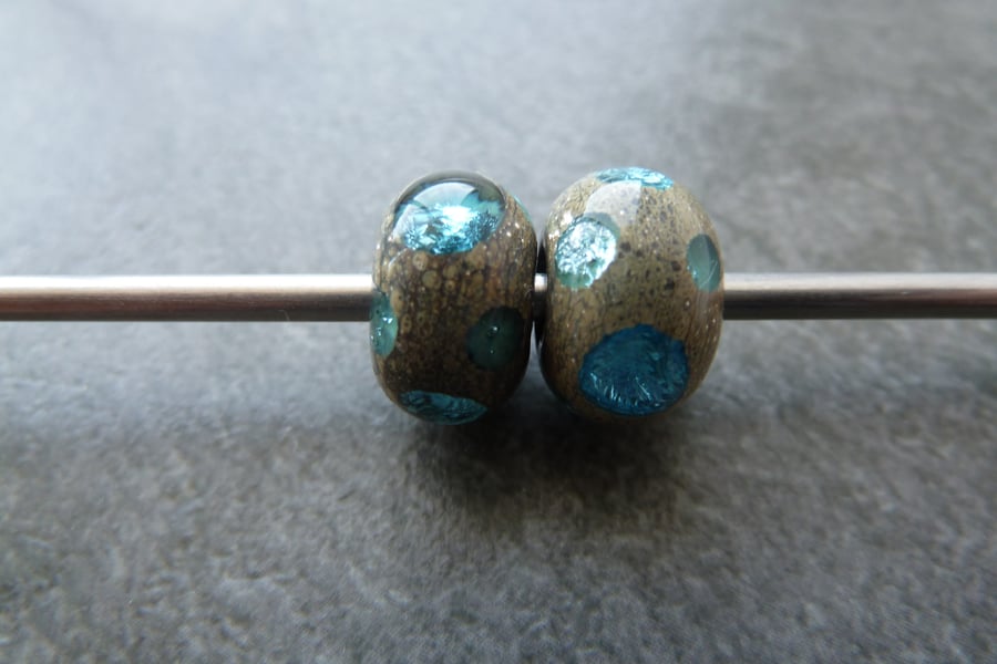 blue sparkly spots lampwork glass beads