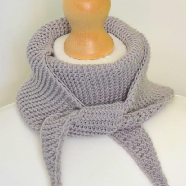 Hand Knitted Beige Merino Wool Scarf - Neck Wrap in Big Merino Yarn