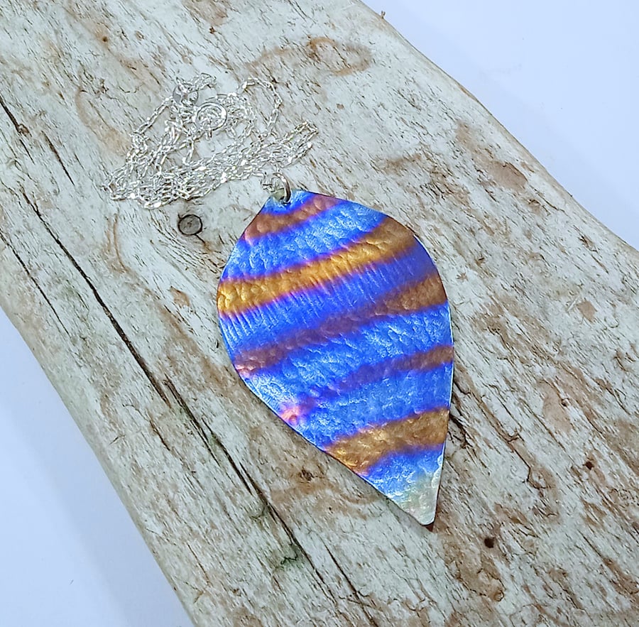  Handmade Coloured Titanium Long Festive Bauble Pendant Necklace - UK Free Post