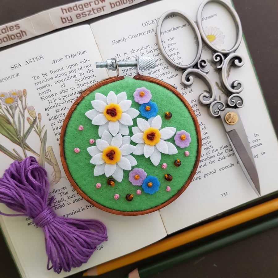 Wild flowers, layered felt flowers - small wall decoration 