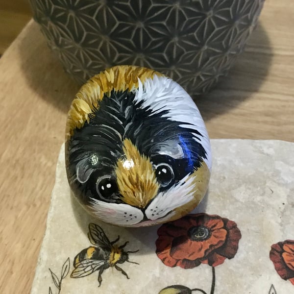 Guineapig painted pebble garden rock art pet stone portrait 