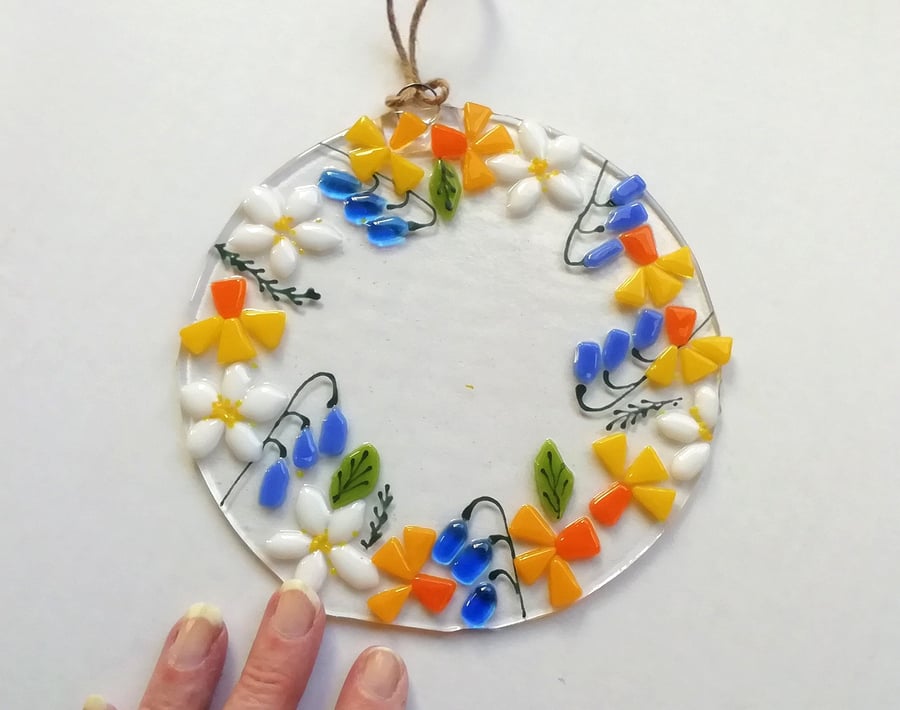 Fused Glass Spring Flower Suncatcher: Daffodil, Daisy, Bluebell Wall Art