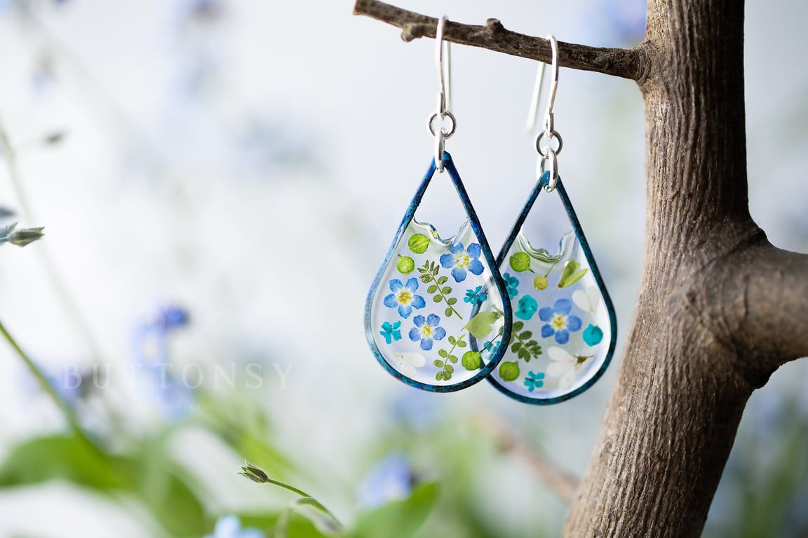 Dried Forget Me Not Flower Clear Teardrop Boho Earrings