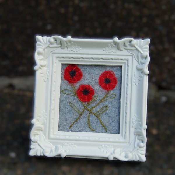 Needle felted and hand embroidered picture - Poppies