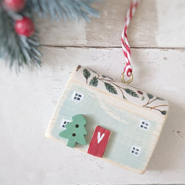 Wooden Christmas House Hanging Decoration