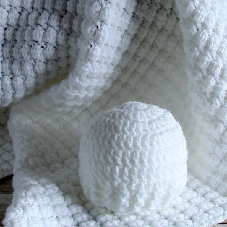 White Baby Blanket and Hat