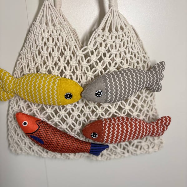 White summer woven beach bag shopper with playful fish details